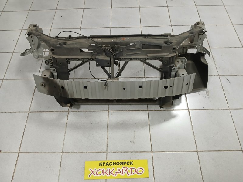 Рамка радиатора Mazda Axela BK5P ZY-VE 10.2003 (б/у)