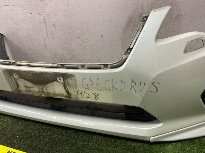 Бампер Subaru Impreza GP6 FB20A 11.2011 передний (б/у) Бампер Subaru Impreza GP6 FB20A 11.2011 передний (б/у)