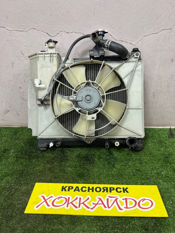 Радиатор двигателя Toyota Ist NCP60 2NZ-FE 05.2002 (б/у) Радиатор двигателя Toyota Ist NCP60 2NZ-FE 05.2002 (б/у)