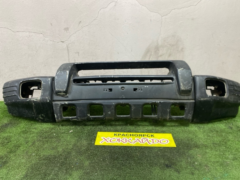 Бампер Mitsubishi Pajero V45W 6G74 05.1997 передний (б/у) Бампер Mitsubishi Pajero V45W 6G74 05.1997 передний (б/у)