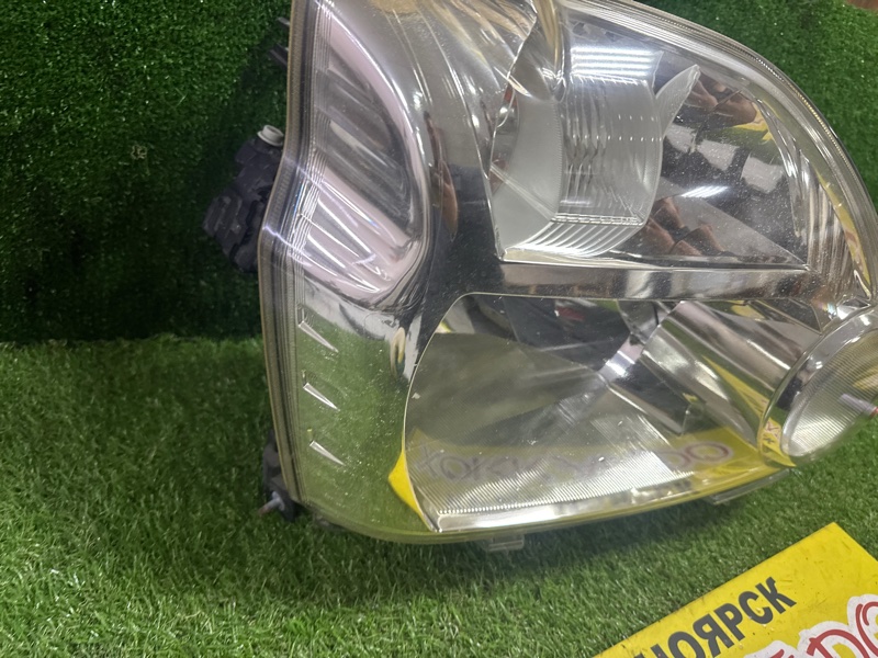 Фара Nissan X-Trail TNT31 QR25DE 08.2007 передняя правая (б/у) Фара Nissan X-Trail TNT31 QR25DE 08.2007 передняя правая (б/у)