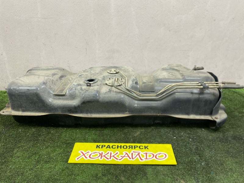 Бак топливный Toyota Granvia KCH10 1KZ-TE 08.1995 (б/у) Бак топливный Toyota Granvia KCH10 1KZ-TE 08.1995 (б/у)