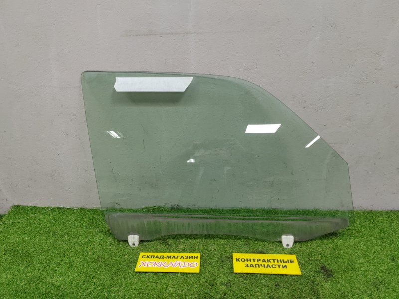 Стекло боковое Honda Stepwgn RF1 B20B 05.1996 переднее правое (б/у)