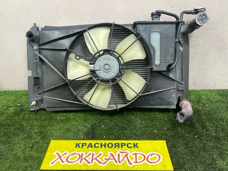 Радиатор двигателя Toyota Corolla Spacio ZZE124N 1ZZ-FE 05.2001 (б/у)