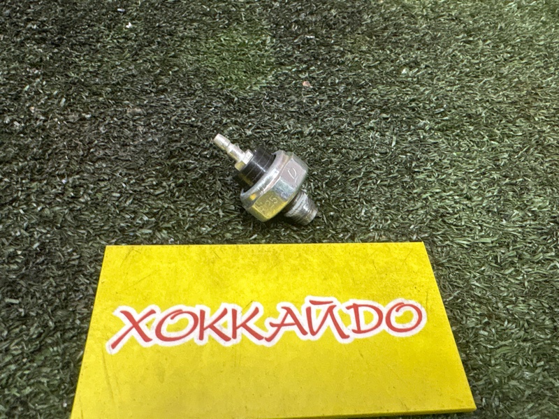 Датчик давления масла Honda Accord CL9 K24A 11.2005 (б/у)