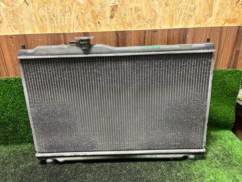 Радиатор двигателя Honda Stepwgn RF1 B20B 05.1999 (б/у)