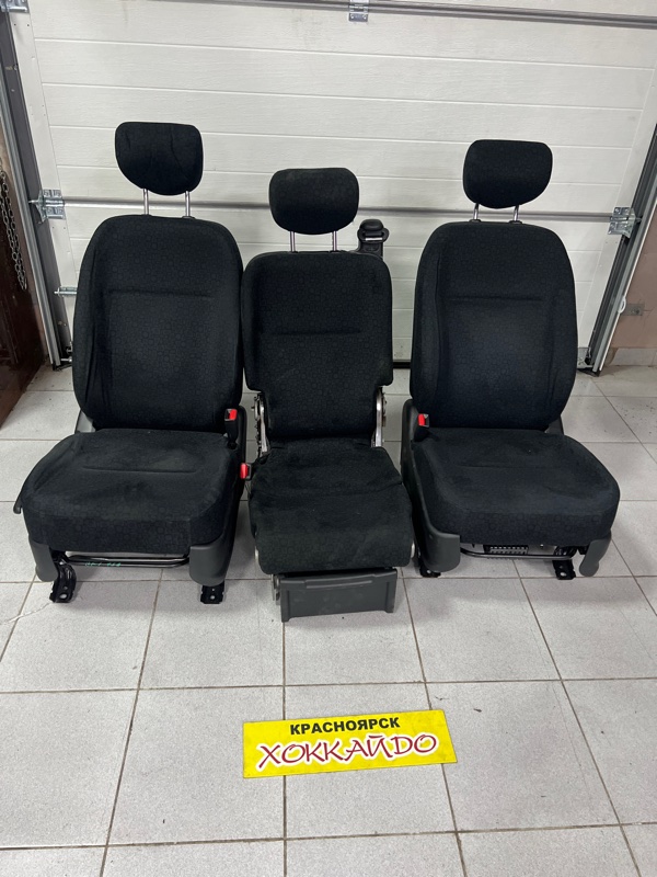 Сиденья Honda Edix BE1 D17A 07.2004 передняя (б/у)