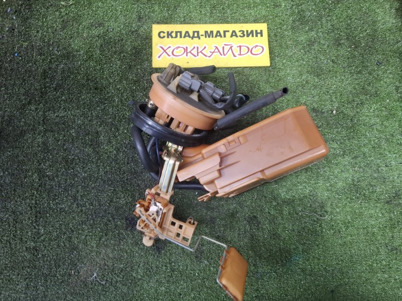 Насос топливный Nissan Cube Z10 CG13DE 02.1998 (б/у)