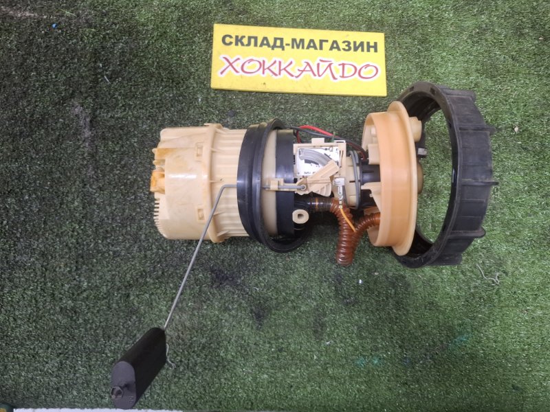 Насос топливный Mazda Axela BKEP LF-DE 10.2003 (б/у)