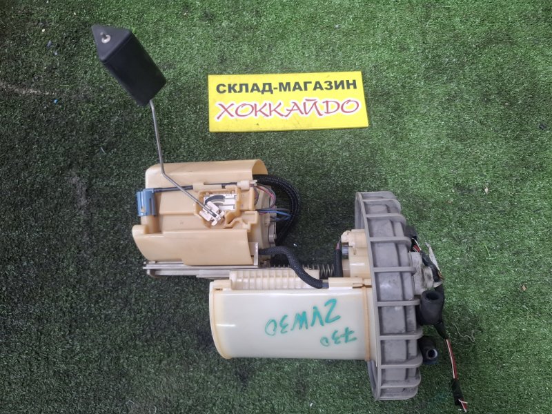 Насос топливный Toyota Prius ZVW30 2ZR-FXE 01.2009 (б/у)