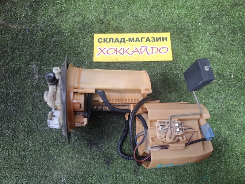 Насос топливный Toyota Corolla Fielder NZE141G 1NZ-FE 10.2006 (б/у)