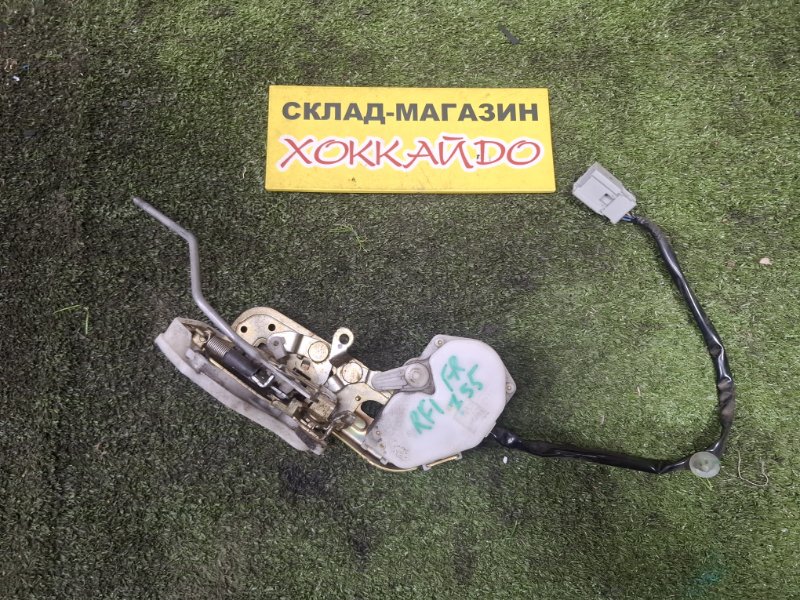 Замок дверной Honda Stepwgn RF1 B20B 05.1999 передний правый (б/у)