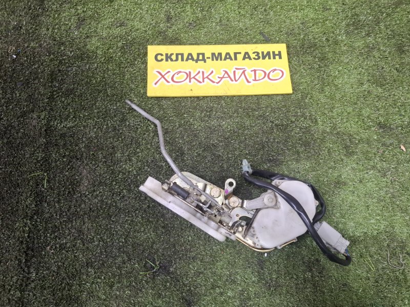 Замок дверной Honda Stepwgn RF1 B20B 05.1999 передний правый (б/у)