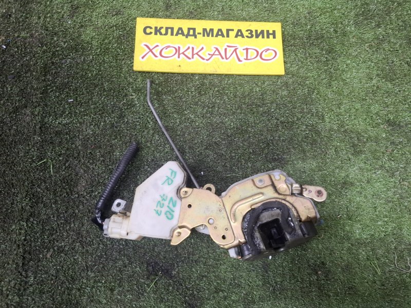 Замок дверной Nissan Cube Z10 CG13DE 02.1998 передний правый (б/у)