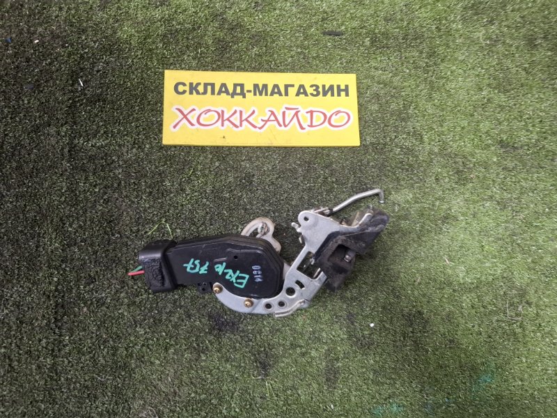 Замок багажника Toyota Raum EXZ10 5E-FE 08.1999 задний (б/у)