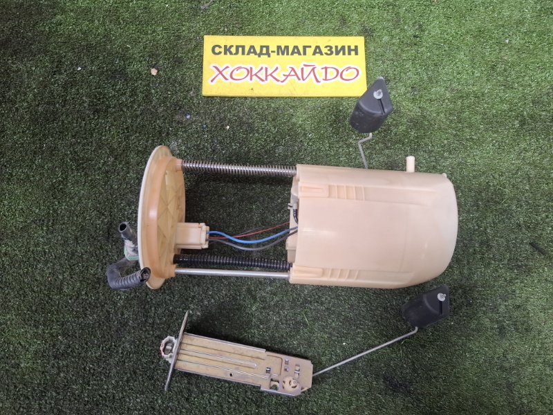 Насос топливный Mitsubishi Outlander CW5W 4B12 10.2005 (б/у)
