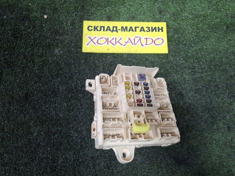 Блок предохранителей Toyota Altezza GXE10 1G-FE 10.1998 (б/у)