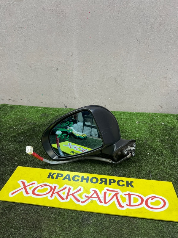 Зеркало боковое Toyota Prius ZVW30 2ZR-FXE 12.2011 левое (б/у)