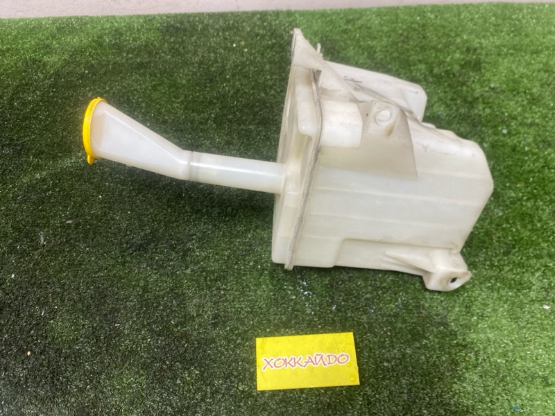 Бачок омывателя Nissan Rasheen RHNB14 SR18DE 12.1994 (б/у)