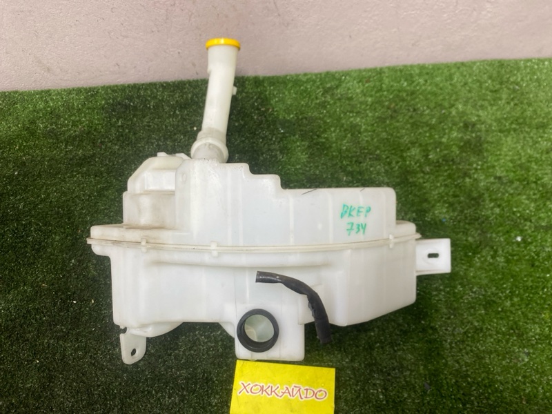 Бачок омывателя Mazda Axela BKEP LF-DE 10.2003 (б/у)