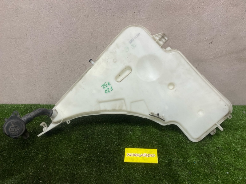 Бачок омывателя BMW 1-SERIES F20 N13B16A 10.2011 (б/у)