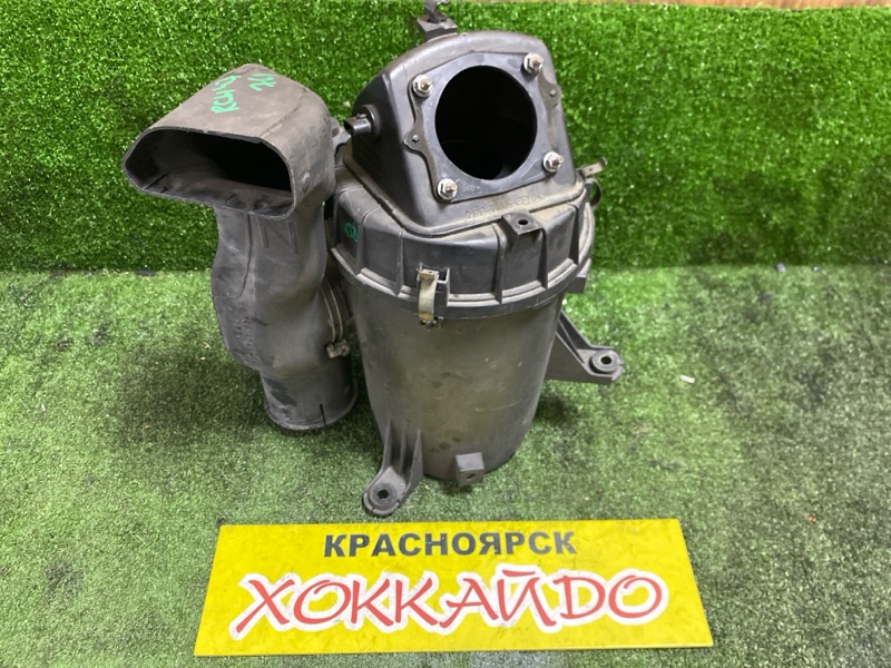 Корпус воздушного фильтра Toyota Hiace Regius RCH47W 3RZ-FE 04.1997 (б/у)