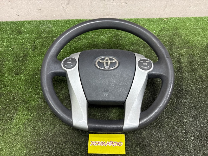 Руль Toyota Prius ZVW30 2ZR-FXE 01.2009 (б/у)