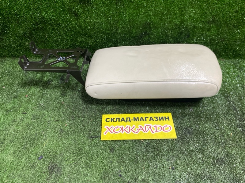 Подлокотник Toyota Soarer UZZ40 3UZ-FE 04.2001 (б/у)