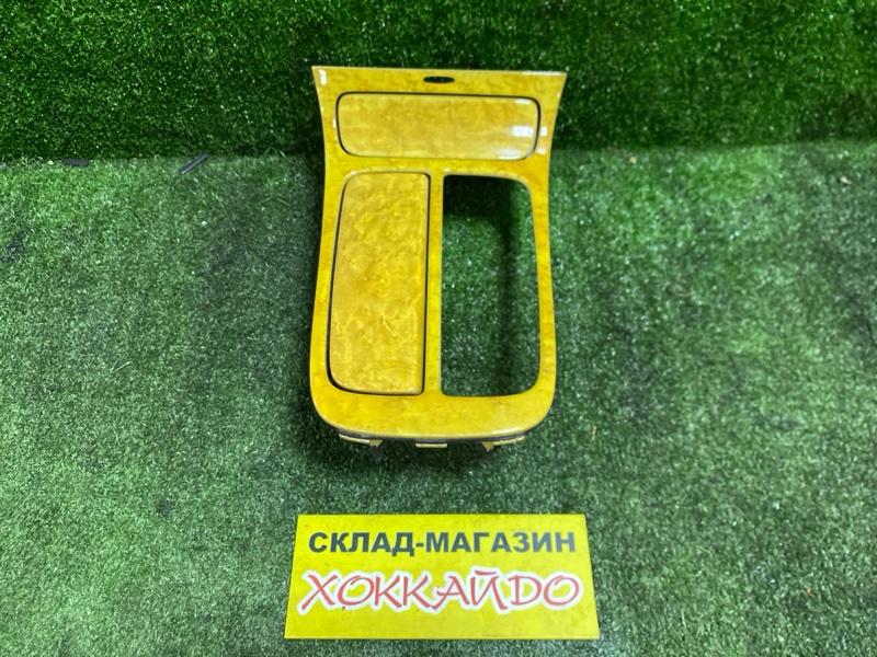 Консоль КПП Toyota Soarer UZZ40 3UZ-FE 04.2001 (б/у)