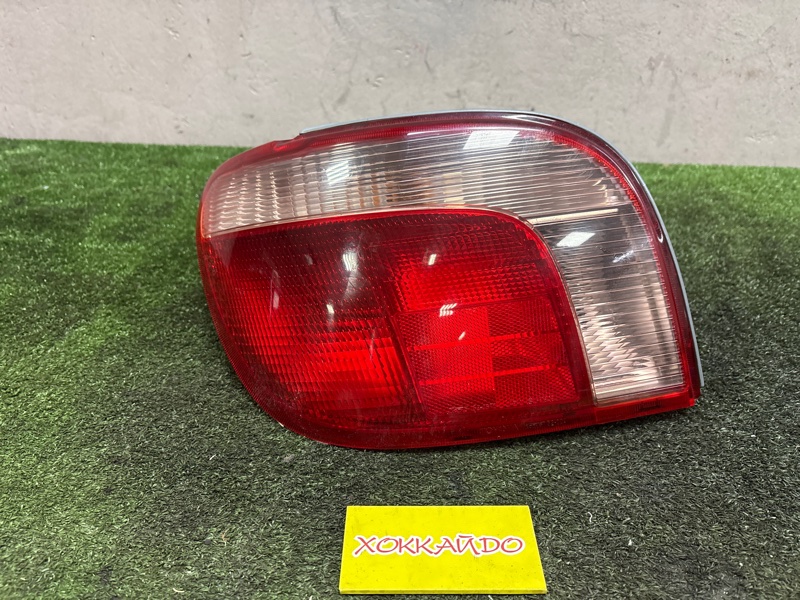 Фонарь стоп-сигнала Toyota Vitz SCP10 1SZ-FE 01.1999 левый (б/у)