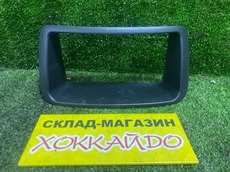 Рамка магнитофона Toyota Raum EXZ10 5E-FE 08.1999 (б/у)