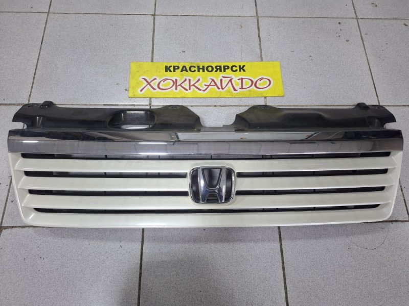 Решетка радиатора Honda Stepwgn RF4 K20A 04.2001 (б/у)