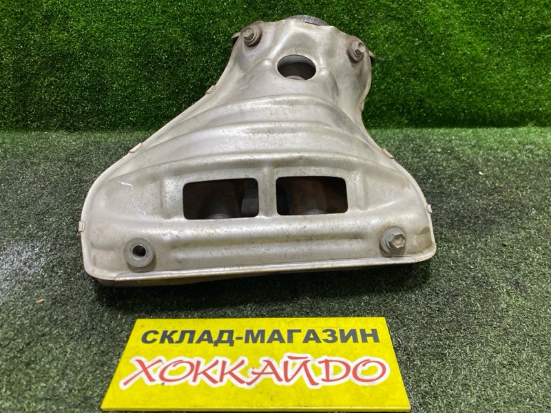 Коллектор выпускной Toyota Wish ZNE10G 1ZZ-FE 09.2005 (б/у)