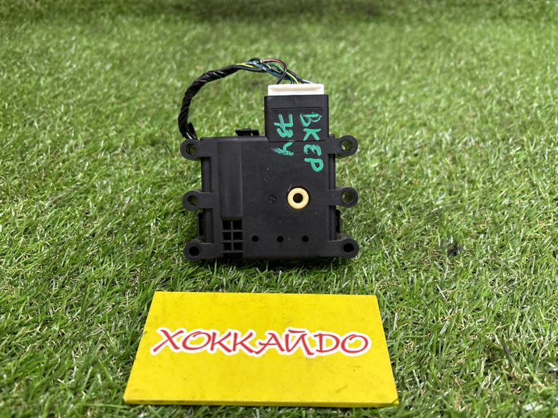 Привод заслонок отопителя Mazda Axela BKEP LF-DE 10.2003 (б/у)