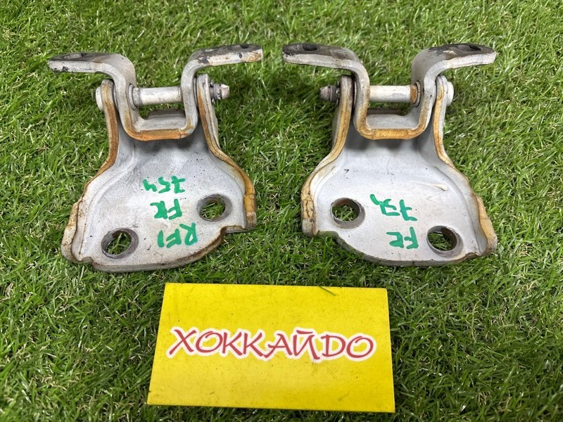 Петля двери Honda Stepwgn RF1 B20B 05.1999 передняя правая (б/у)