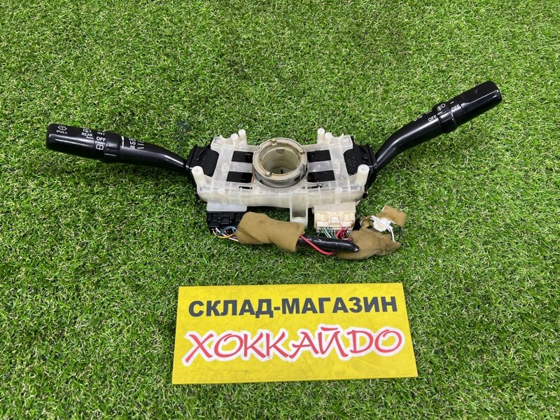 Переключатель фар Toyota Hiace Regius RCH47W 3RZ-FE 04.1997 (б/у)