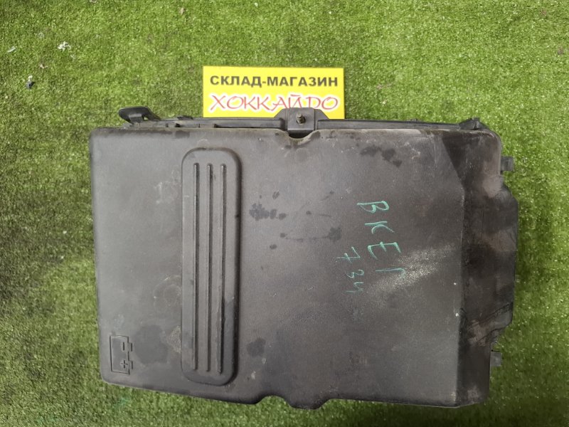 Полка под аккумулятор Mazda Axela BKEP LF-DE 10.2003 (б/у)