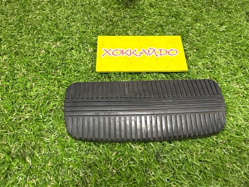 Накладка на педаль Nissan Rasheen RHNB14 SR18DE 12.1994 (б/у)