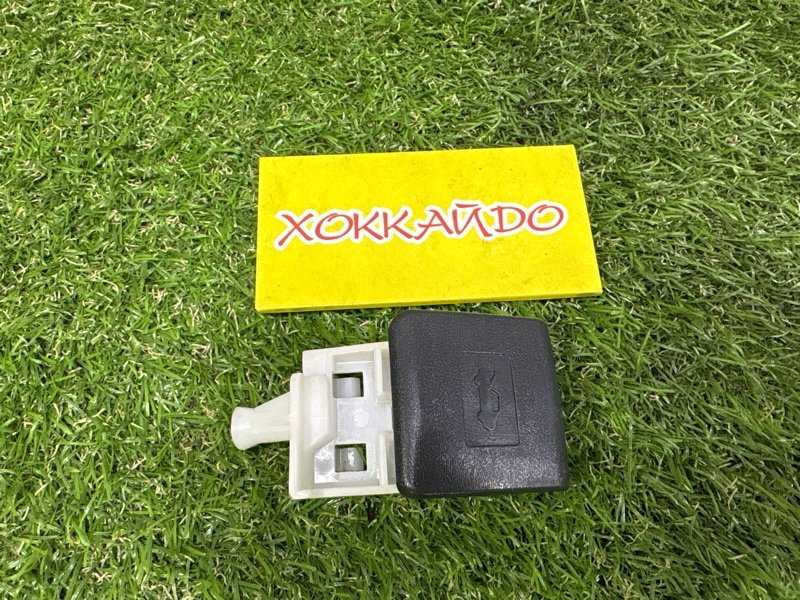 Ручка открывания капота Toyota Avensis AZT251W 2AZ-FSE 07.2006 (б/у)