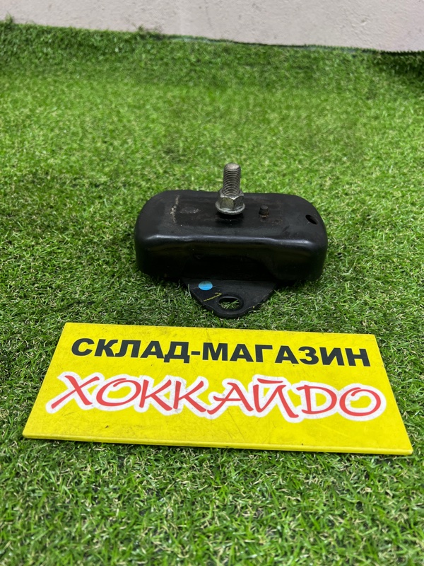 Подушка двигателя Toyota Hiace TRH214W 2TR-FE 12.2013 передняя левая (б/у)