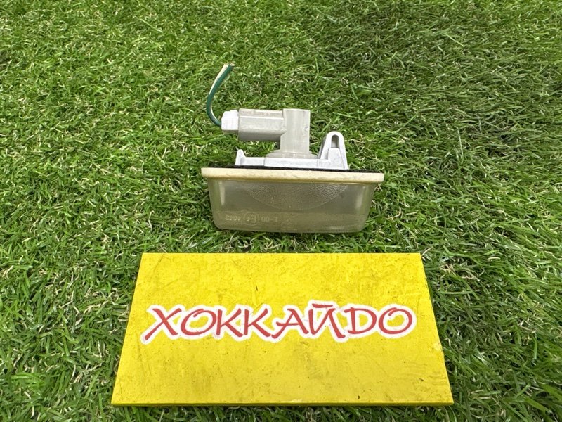 Подсветка номера Toyota Raum EXZ10 5E-FE 08.1999 (б/у)