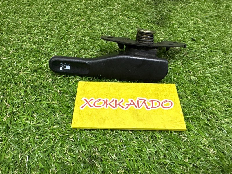 Рычаг открывания бензобака Nissan Rasheen RHNB14 SR18DE 12.1994 (б/у)