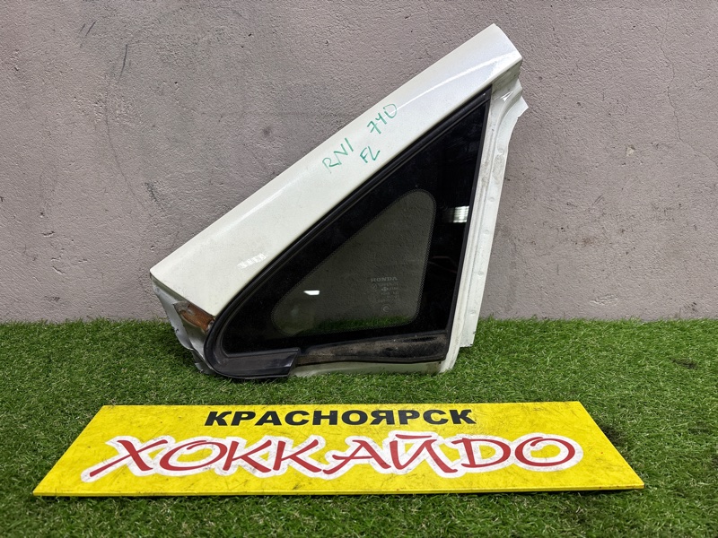 Стекло боковое Honda Stream RN1 D17A 10.2000 переднее левое (б/у)