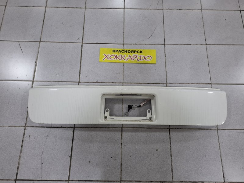 Накладка двери Honda Stepwgn RF1 B20B 05.1999 (б/у)