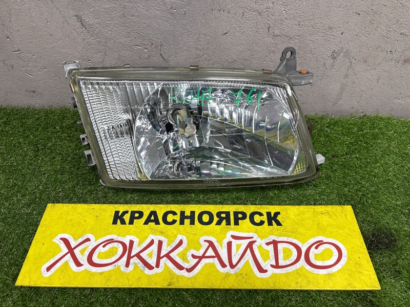 Фара Toyota Hiace Regius RCH47W 3RZ-FE 04.1997 правая (б/у)