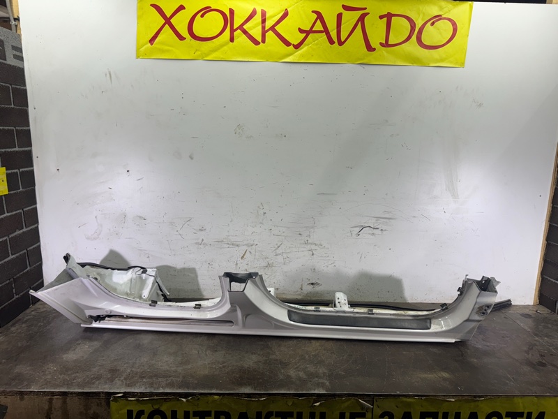 Порог Toyota Raum EXZ10 5E-FE 08.1999 правый (б/у)