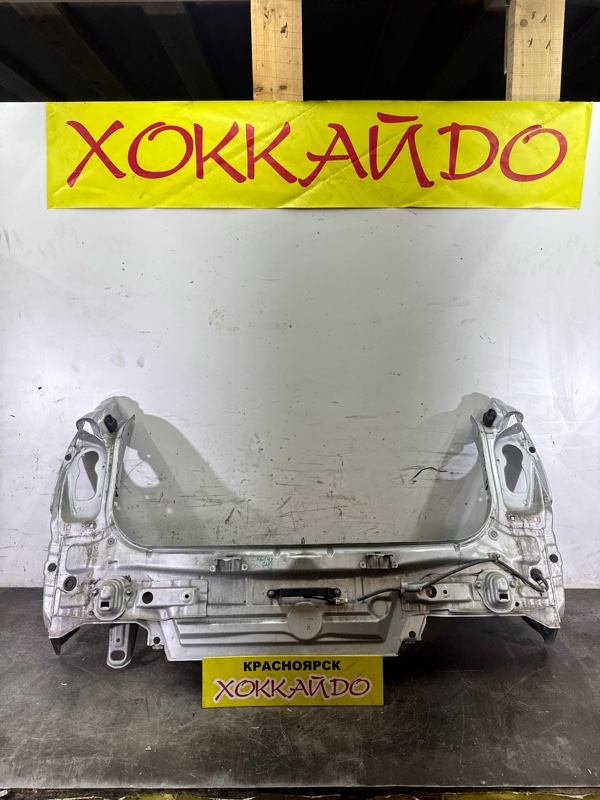 Задняя панель кузова Toyota Corolla Fielder ZRE142G 2ZR-FE 10.2006 задняя (б/у)