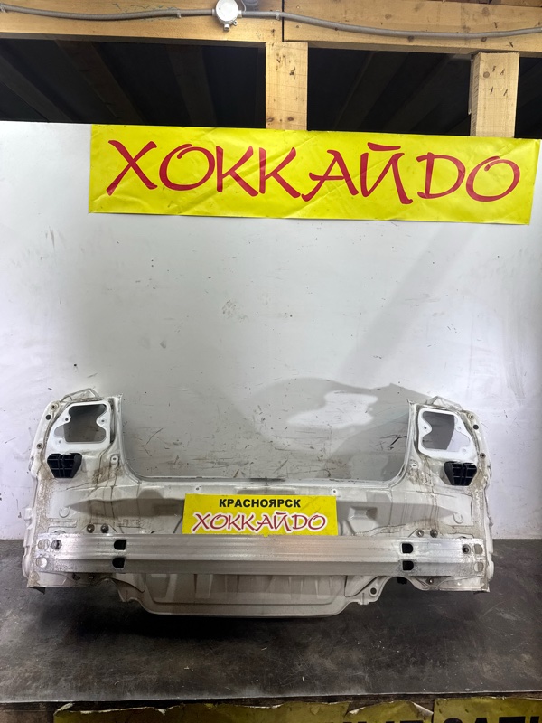 Задняя панель кузова Toyota Avensis AZT255 1AZ-FSE 07.2006 задняя (б/у)