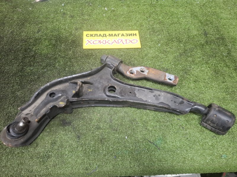Рычаг подвески нижний Nissan Avenir PW11 SR20DE 05.2000 передний левый (б/у)