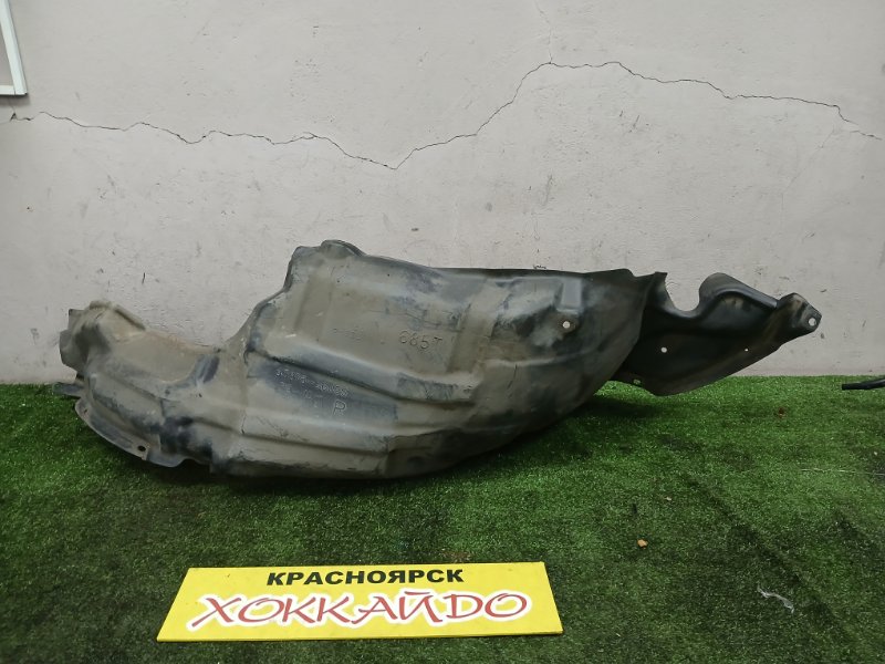 Подкрылок Toyota Hiace Regius RCH47W 3RZ-FE 04.1997 передний правый (б/у)